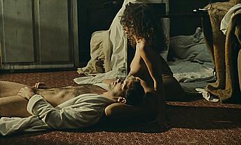 Actress - Clio Goldsmith: Movie - Plein Sud